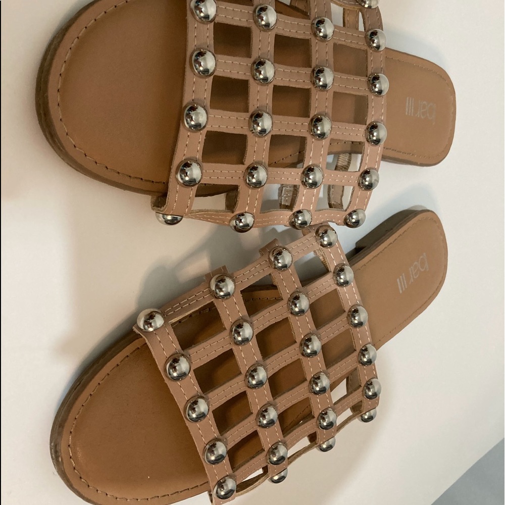 Bar lll Tan Studded Sandals Size 8 - Picture 2 of 5